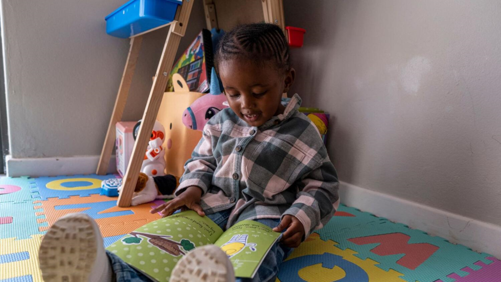 South African Toddler who reads better