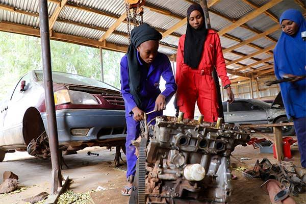 Photo of female mechanics in Nigeria